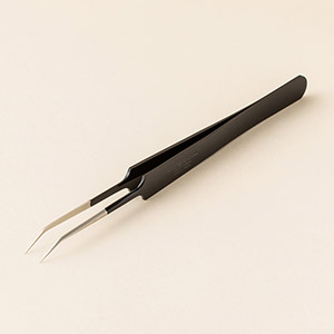 【漆黒】ツイーザー(type-j) / 日本製カラーコーティング〈全長15.0cm〉