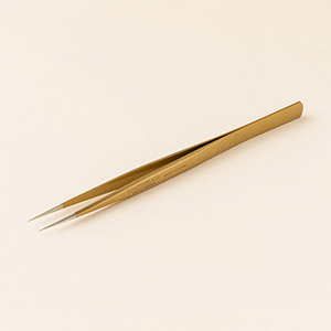 【黄金】ツイーザー(type-n.slim) / 日本製カラーコーティング〈全長13.8cm〉