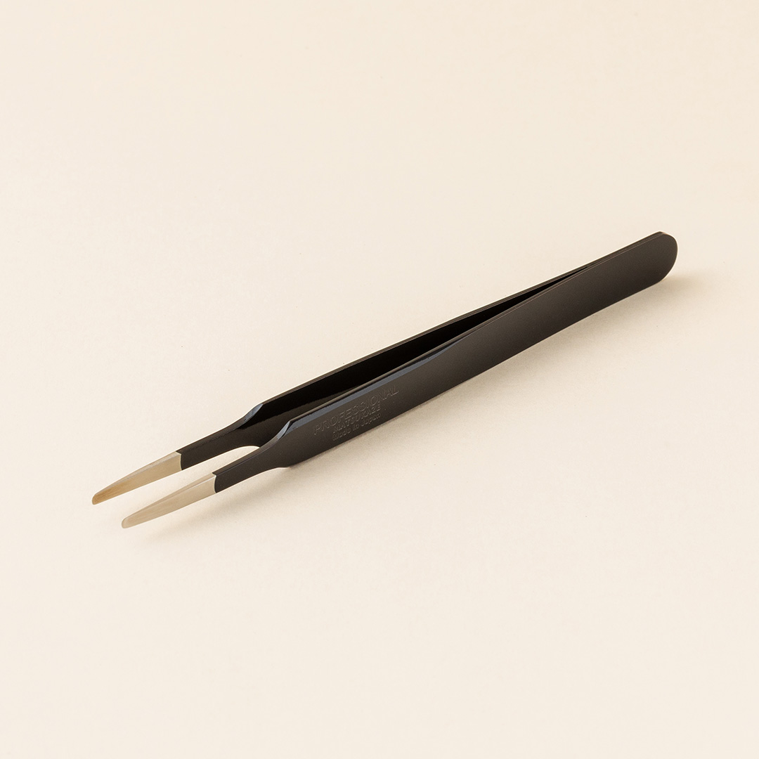 【漆黒】ツイーザー(type-t) / 日本製カラーコーティング〈全長11.5cm〉