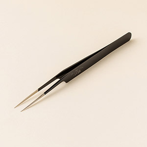 【漆黒】ツイーザー(type-a) / 日本製カラーコーティング〈全長15.9cm〉