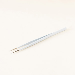 【白】ツイーザー(type-n.slim) / 日本製カラーコーティング〈全長13.8cm〉