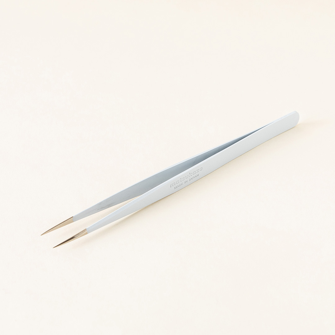 【白】ツイーザー(type-n) / 日本製カラーコーティング〈全長13.0cm〉